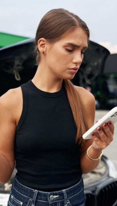 Čula pucketanje motora, odrali je 700€, a onda saznala istinu