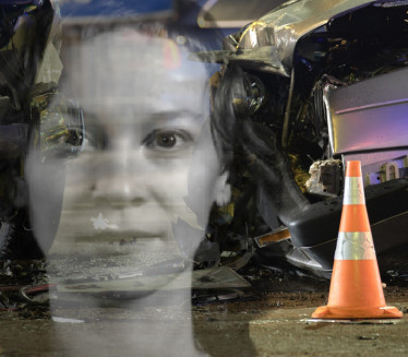 ПЕВАЧИЦА ПОГИНУЛА У СТРАШНОМ УДЕСУ: Ударили полицијски ауто