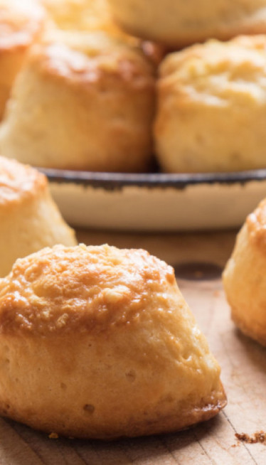 DOMAĆE POGAČICE SA SIROM: Vrlo jednostavne, tope se u ustima