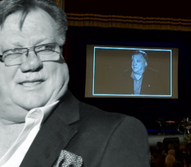 ЈАКА СИМБОЛИКА: На комеморацији отпеван Халидов велики хит