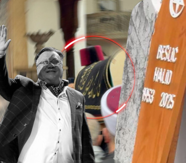 Evo šta piše na sanduku Halida Bešlića (FOTO/VIDEO)