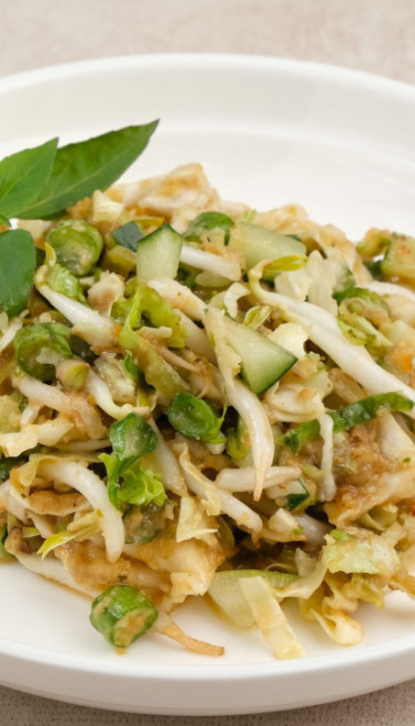 NEODOLJIVA KIKIRIKI SALATA: Nova kraljica slava