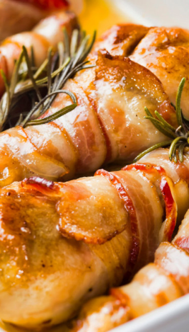 РОЛОВАНИ БАТАЦИ: Прави спој укуса са сланином