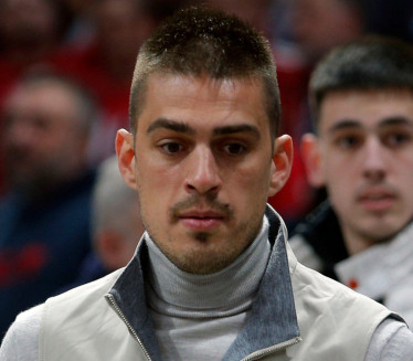 VIDITE SNIMAK,ŠUTIRAJU GA: Vujadin Savić napadnut u Beogradu