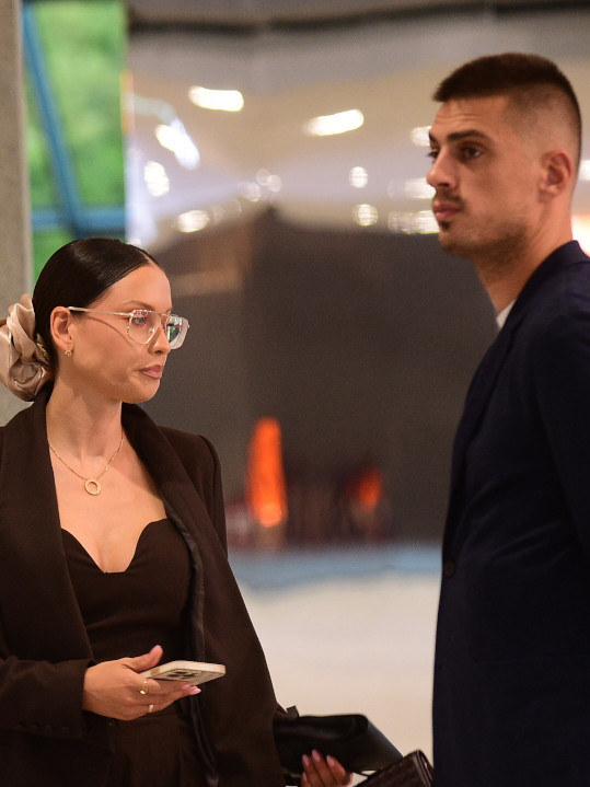 MIRKA I VUJADIN ZAJEDNO U JAVNOSTI: Sve oči uprte u njih