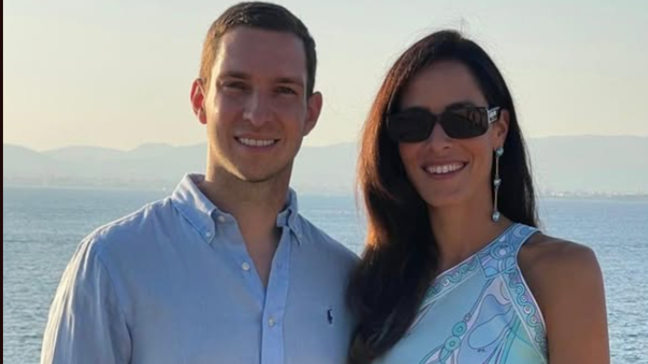 ANIN BRAT DANAS SLAVI ROĐ: Sestra mu uputile čestitku