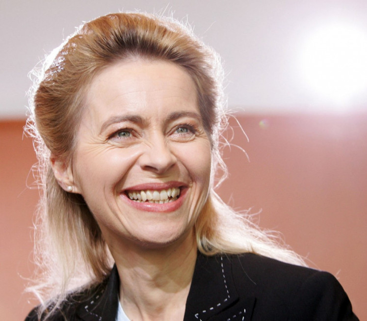 ПЛЕМИЋКЕ КРВИ, МАЈКА 7  ДЕЦЕ: Најмоћнија жена света-званично