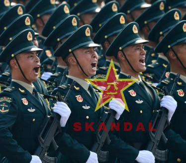 SKANDAL U KINI: Dvojica najviših generala izbačena iz vojske