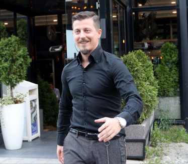 Napravio oazu: Dinča obožava da ide u rodni kraj