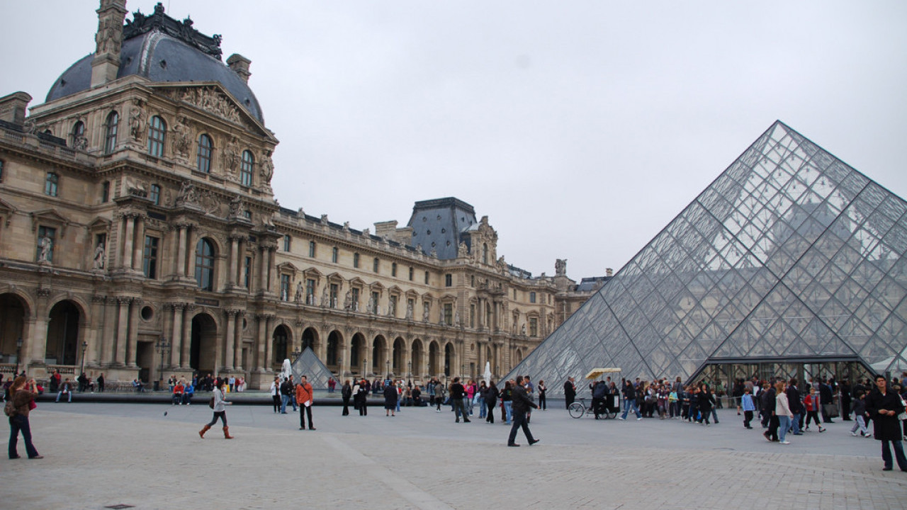 Lopovi iz Luvra nisu takli "ukleti" dijamant