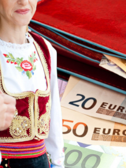 СТАРО НАРОДНО ВЕРОВАЊЕ: Којим данима се не позајмљују паре