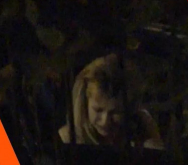 DRAMA: Rada Manojlović plakala u kolima - dugo nije izlazila