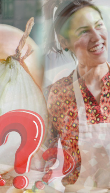 MNOGI GREŠE: Zašto crni luk treba OPRATI pre ljuštenja?