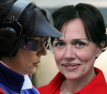 Preminula majka Jasne Šekarić