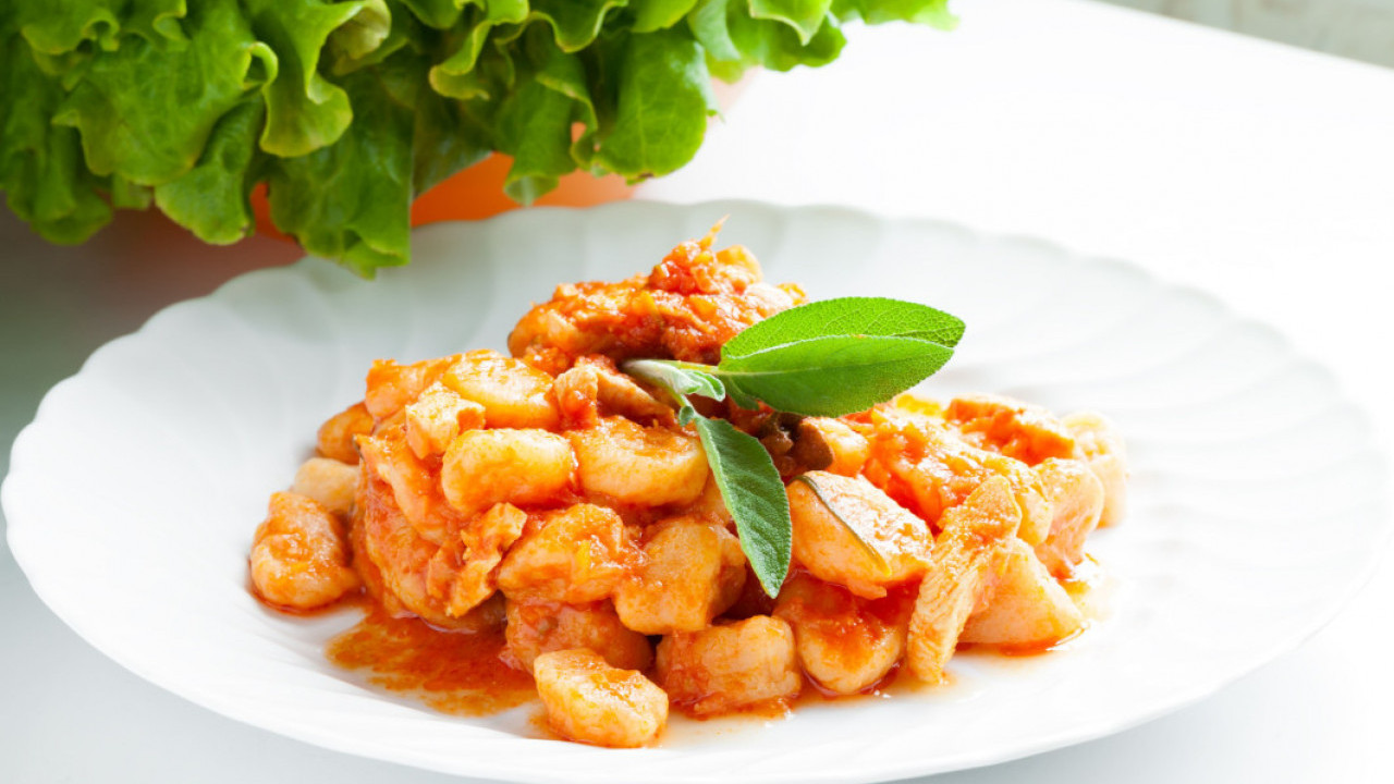 NJOKE SA SLANINICOM: Povećaće vam apetit već sada!