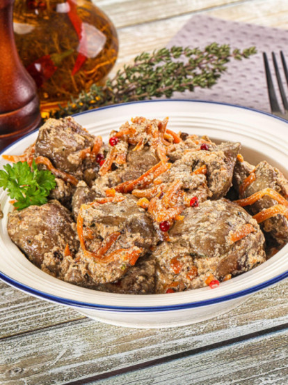 PUNA GVOŽĐA: Preukusna džigerica sa paradajzom