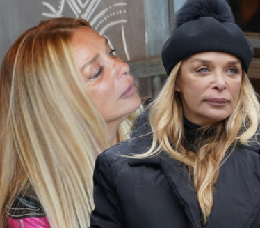 "БИЛИ СМО КОД КУЋЕ, ТАТА ЈЕ РЕКАО ДА ИЗЛАЗИ ИЗ СТАНА..."