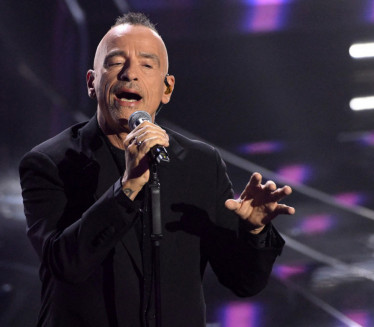 Ерос Рамацоти био у вези са Српкињом! Још увек се чују...