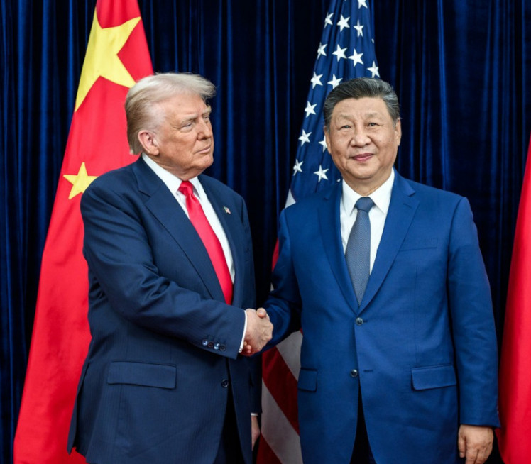 "Кинези, захвалите нам се што ратујемо у Ирану!"