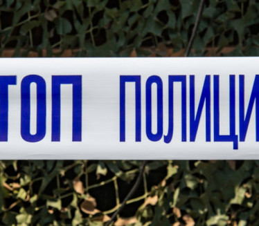 Auto udario u teretni voz u Sremskoj Mitrovici