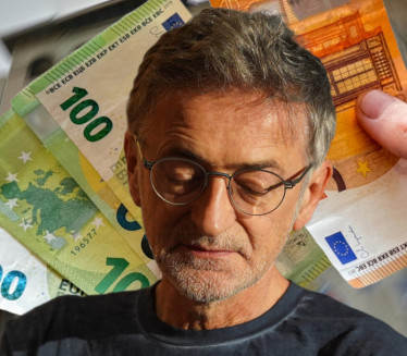 "NEMA GDE DA PRESPAVA U BG-U": Dug 70.000€, izbačen iz stana