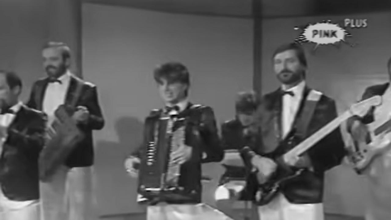 UMRO ČLAN "SLATKOG GREHA" Oglasila se prva pevačica Spasa