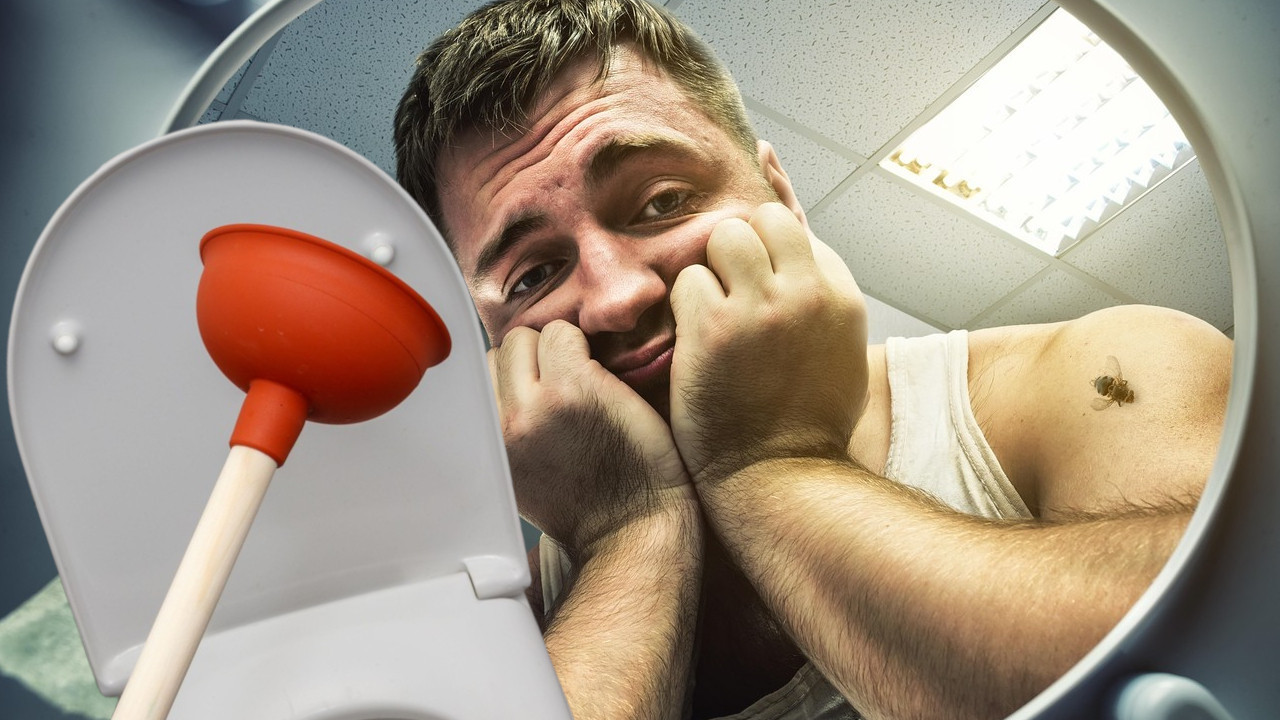 Ovih 9 stvari nikako ne smete da bacate u WC šolju