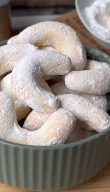 KOKOS KIFLICE KOJE BUDE NOSTALGIJU: Domaći recept