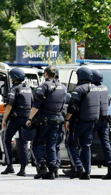 УБИЛА СИНА ПА СЕ ОБЕСИЛА: Полиција затекла ЈЕЗИВ ПРИЗОР