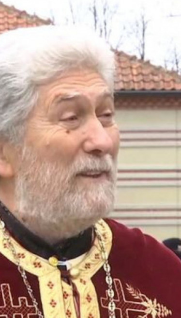 SVEŠTENIK JASAN "Bolje da ne slavite, nego da idete u kafanu"