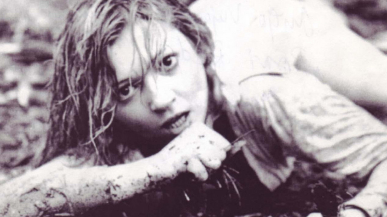 TRAGEDIJA LEPE GLUMICE: LJubavnik pucao u nju, završila u komi