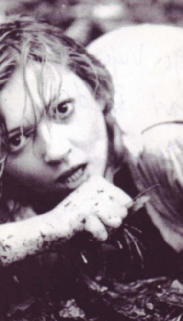 TRAGEDIJA LEPE GLUMICE: LJubavnik pucao u nju, završila u komi