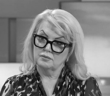 GLEDALA KAKO JOJ UBIJAJU MUŽA: Preminula baronica