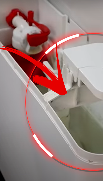 РЕШИТЕ СЕ КАМЕНЦА: Ево како да најлакше очистите водокотлић