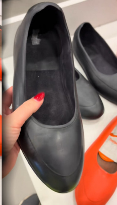 Mi se stidimo OPANAKA - a u Švedskoj su HIT! Cena - PAPRENA