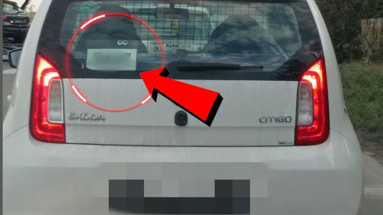 BEZOBRAZNO ILI DUHOVITO? Poruka na autu podelila internet