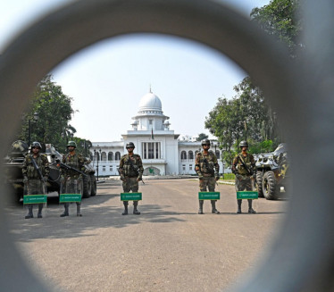 Bivša premijerka osuđena na smrt,sudnicom odjekivali aplauzi