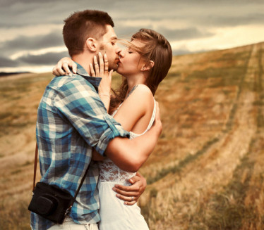 OTKRIĆE: Prvi poljubac se desio pre više od 20 miliona godina