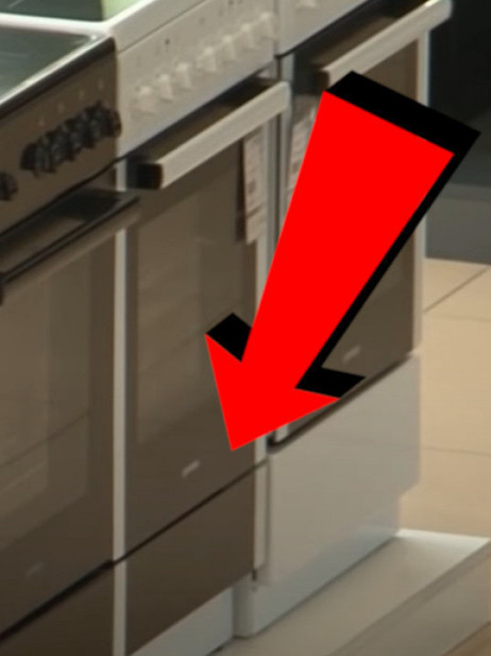 MNOGI GREŠE: Čemu tačno služi fioka na dnu šporeta?