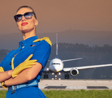 5 РАЗЛОГА: Зашто су путнички авиони - БЕЛЕ БОЈЕ?