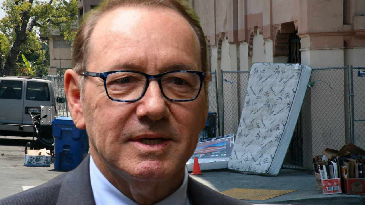 ЖИВИМ ПО ХОТЕЛИМА Спејси завршио као бескућник, нема прихода