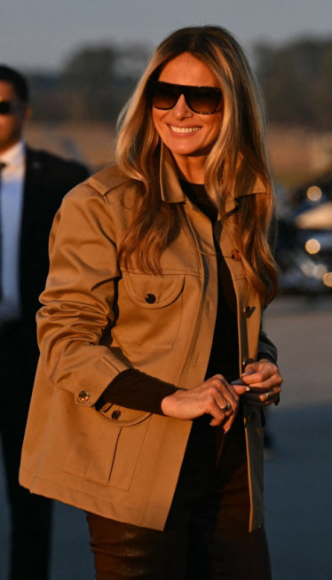 ЉУДИ ПРИЧАЈУ О ЛАЖНОЈ МЕЛАНИЈИ: "Одао" је овај детаљ (ФОТО)