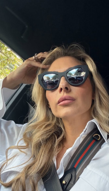 "ЖИВОТ ЈЕ УЗЕО, А ОНДА ДАО": Кристина има повод за славље