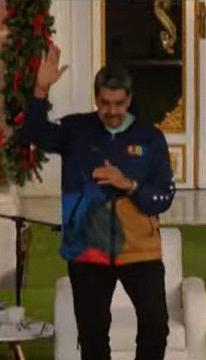 СНИМАК ЗБУНИО СВЕТ: Мадуро, шта то радиш? (ВИДЕО)