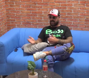 "Не могу да верујем да је рекао да сам болестан и да умирем"