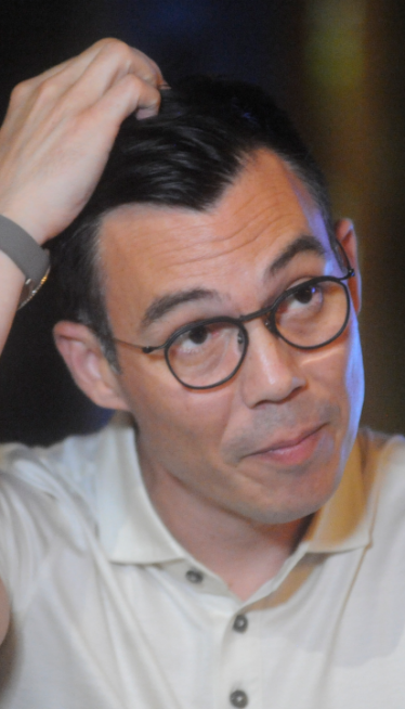 ИСПИСАО СИНА ИЗ ШКОЛЕ: "Молили ме да одустанем, нисам хтео"