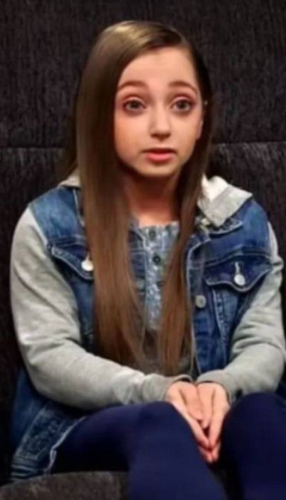 ИМА 26,ИЗГЛЕДА КАО ДА ИМА 8: Кад се шминкам,осуђују ми мајку