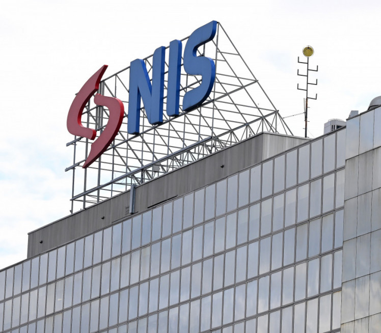 РУСИ: Са МОЛ-ом потписан договор о намерама о продаји НИС-а