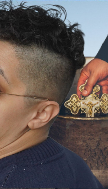 "Deda mi se klanjao Alahu, baba se molila Hristu"