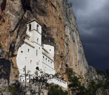 Питала монахињу је ли срећна, па занемела због одговора